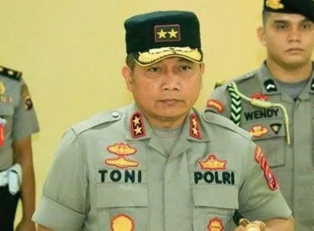 Mengenal Sosok Irjen Toni Harmanto, Kapolda Jatim Yang Baru - Radar Kudus