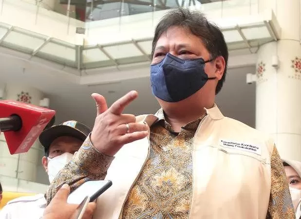 Menko Airlangga Harap Vaksin Merah Putih Diedarkan 2022 - Radar Mojokerto