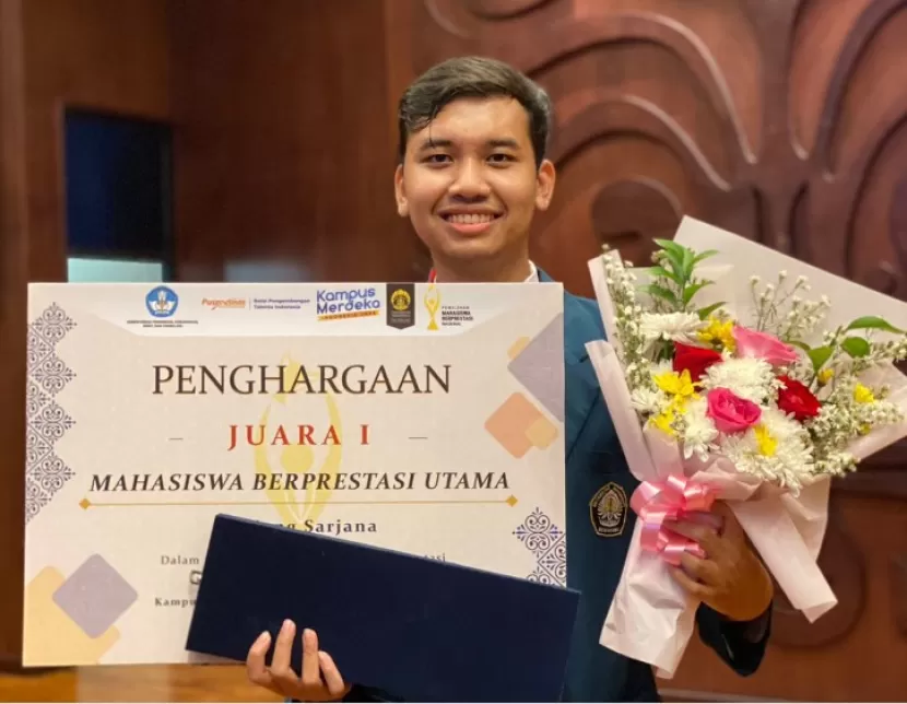 Kisah Ilham Muhammad, Juara Pemilihan Mahasiswa Berprestasi Nasional ...