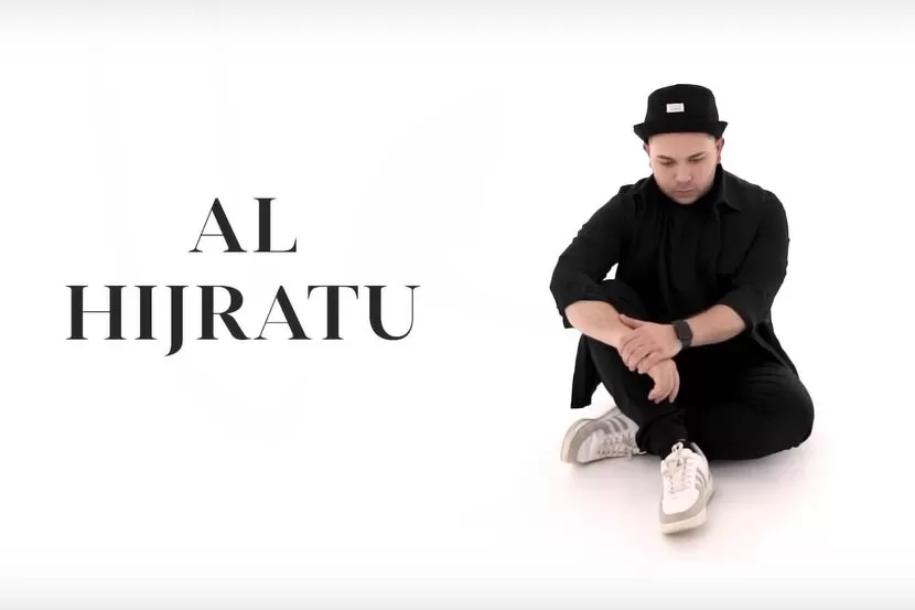 Lirik Sholawat Al Hijrotu: Versi Arab, Latin, Dan Artinya Dalam Bahasa ...