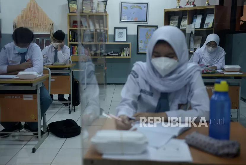 27 Sekolah Swasta Terbaik Di Jakarta Berdasarkan Nilai UTBK - Kampus ...