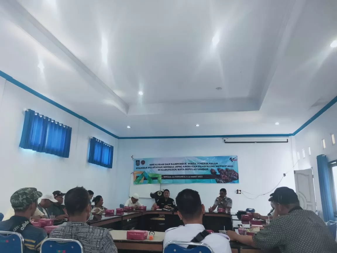Foto : Sosialisasi dan rampcheck serta pemeriksaan standar pelayanan minimal (SPM) Angkutan pendukung MotoGP 2022 di kabupaten/Kota Se-pulau Lombok yang digelar di seluruh kota/kabupaten yang dipusatkan di pulau Lombok.