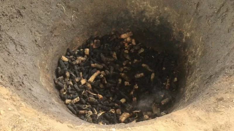 Produk Biochar berbahan baku limbah jagung, nilam, jerami hingga bambu resmi diluncurkan di Pasaman Barat, Selasa (24/2/2026). (Foto: Kominfo Pasaman Barat)