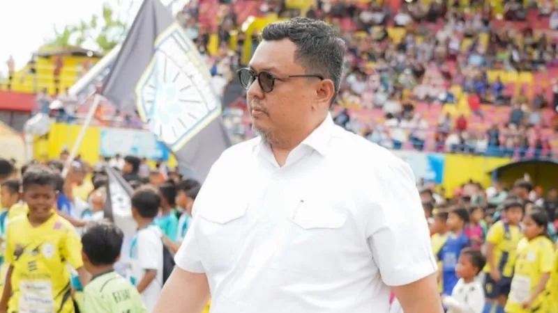 Komisaris Semen Padang FC, Braditi Moulevey. (Dok. Tim BM)