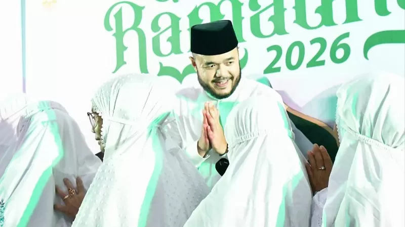 Wali Kota Padang, Fadly Amran menutup Gebyar Ramadan 1447 Hijriah di Masjid Raya Gantiang, Sabtu (14/3/2026) malam. (Dok. Prokopim)