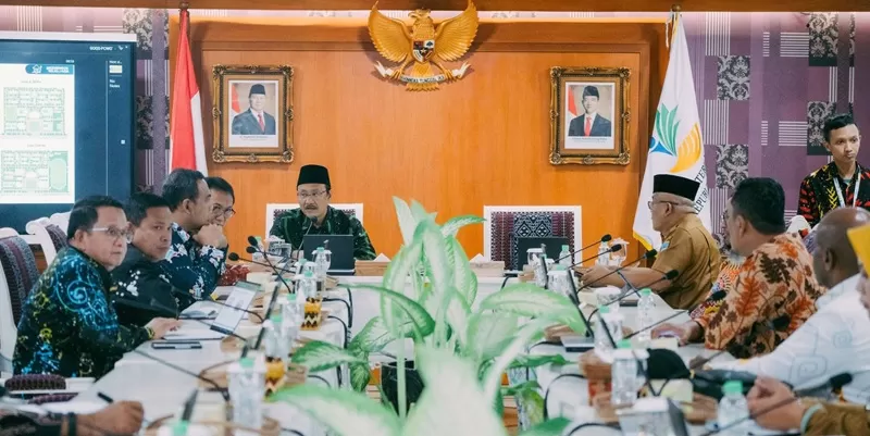 Bupati-Wabup Pasaman Barat Audiensi ke Kemensos, Perjuangkan ATENSI dan Sekolah Rakyat, Selasa (28/4/2026). (Foto: Facebook Dinas Kominfo Pasaman Barat)