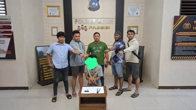 Tim Opsnal Satreskrim Polres Agam menangkap FR (32), residivis kasus pencurian yang diduga membobol kotak amal Musala Al Mukmin di Kecamatan Palembayan, Kabupaten Agam. (