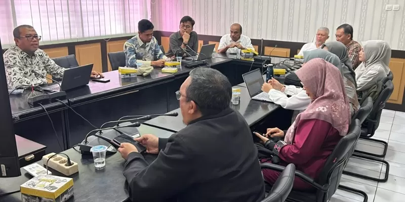  Organisasi profesi Masyarakat Transportasi Indonesia (MTI) Wilayah Sumatera Barat menggelar Rapat Kerja (Raker) perdana pada Jumat (15/5/2026). (Foto: Pemprov Sumbar)