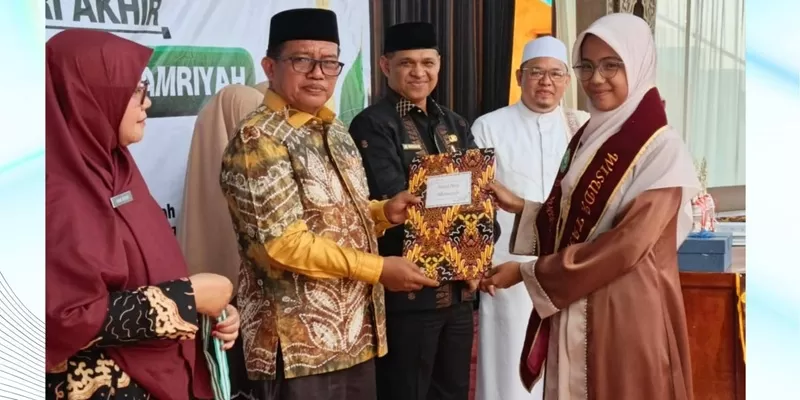 Pondok Pesantren Al-Qur'an Al Zamriyah yang berdiri di Nagari Simalanggang tampak semarak saat menggelar Haflah Akhirussanah pada Jumat (23/05/2026). (Foto: Kemenag Sumbar)
