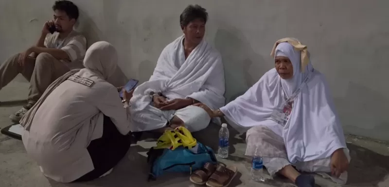  Kementerian Haji dan Umrah (Kemenhaj) memperkuat sistem pelindungan jemaah haji Indonesia selama fase Mina dengan menyiagakan Mobile Crisis Rescue (MCR) di kawasan Jamarat. (Foto: Kemenhaj)