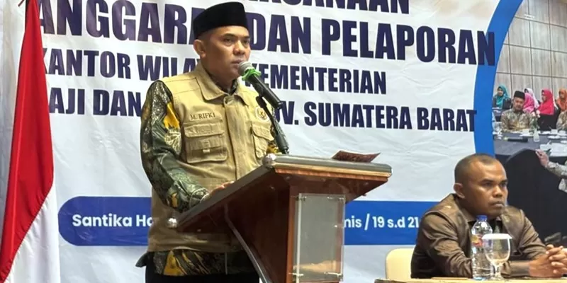 Kepala Kantor Wilayah Kemenhaj Sumbar, M. Rifki, di Hotel Santika Padang, Selasa (19/5/2026).  (Foto: Kemenhaj Sumbar)