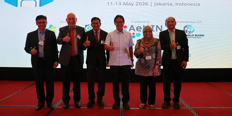 Menkes Budi dalam pertemuan Asia eHealth Information Network (AeHIN) yang berlangsung di Jakarta Marriott Hotel, Senin (11/5/2026).  (Foto: Kemenkes)