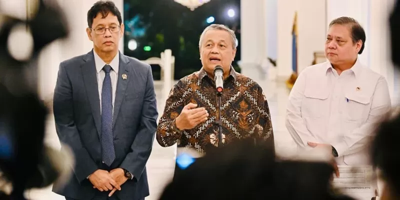 Gubernur Bank Indonesia Perry Warjiyo usai mengikuti rapat terbatas yang dipimpin Presiden Prabowo Subianto di Istana Merdeka, Jakarta, Selasa (05/05/2026). (Foto: Setneg RI)