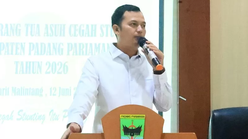 Wakil Bupati Padang Pariaman, Rahmat Hidayat, saat membuka Pertemuan GENTING Kabupaten Padang Pariaman Tahun 2026 yang berlangsung di Parit Malintang, Jumat (12/6/2026). (Foto: Pemkab Padang Pariaman)