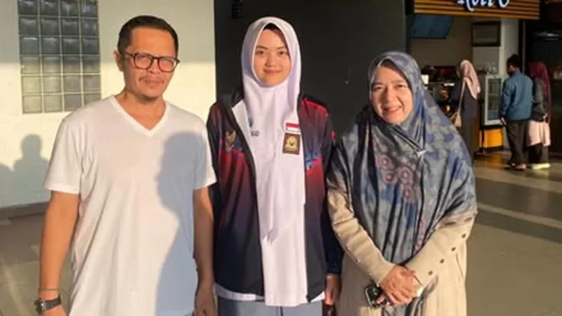 Ulya Kireina Halim, siswi SMAN 2 Padang Panjang, berhasil menembus seleksi Calon Pasukan Pengibar Bendera Pusaka (Capaska) Tingkat Nasional 2026 dan akan menjalankan tugas pada Upacara Peringatan Hari Ulang Tahun ke-81 Kemerdekaan Republik Indonesia di Istana Negara pada 17 Agustus 2026 mendatang. (Foto: Pemko Padang Panjang)