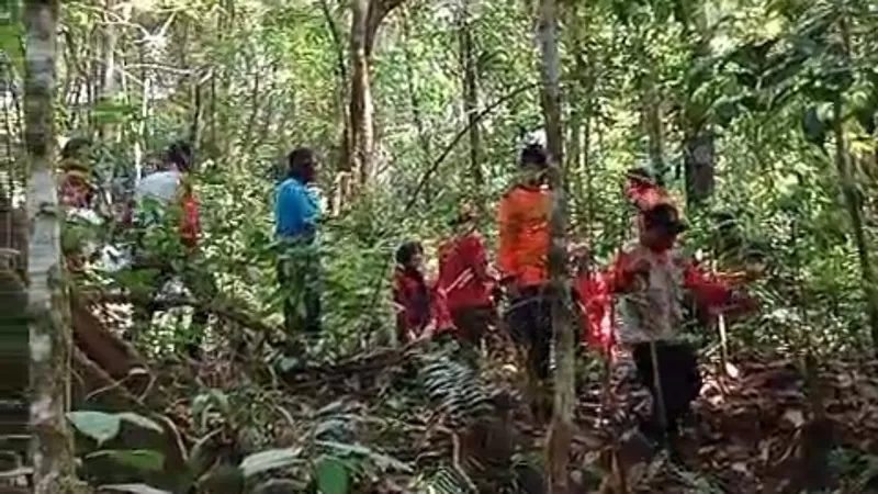 Tim SAR Gabungan melakukan operasi pencarian terhadap Afriyanto (42), warga Kecamatan Pauh, Kota Padang, yang dilaporkan hilang dan diduga memasuki kawasan Hutan Biologi Universitas Andalas (Unand) pada Minggu (26/7/2026) pagi. (Dok. Pusdalops PB)