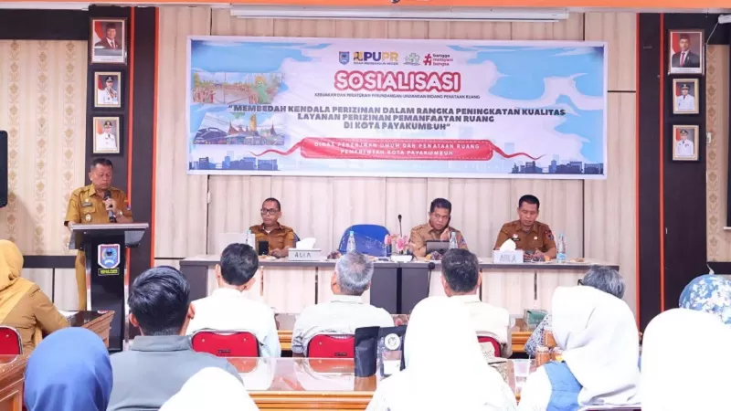 Sosialisasi Kebijakan dan Peraturan Perundang-undangan Bidang Penataan Ruang yang berlangsung di Aula Batang Agam, Dinas Pekerjaan Umum dan Penataan Ruang (PUPR) Kota Payakumbuh, Selasa (21/7/2026). (Foto: Pemko Payakumbuh)