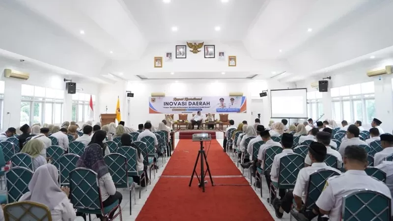  Rapat Koordinasi (Rakor) Inovasi Kabupaten Tanah Datar Tahun 2026 yang dirangkaikan dengan Penandatanganan Perjanjian Kinerja Inovasi di lingkungan Pemerintah Kabupaten Tanah Datar di Aula Kantor Bupati Tanah Datar, Rabu (15/7/2026). (Foto: Pemkab Tanah Datar)