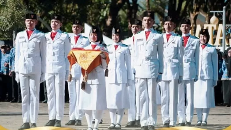  Empat pelajar asal Kabupaten Solok Selatan berhasil melewati seluruh tahapan seleksi Calon Pasukan Pengibar Bendera Pusaka (Paskibraka) tingkat Provinsi Sumatera Barat.  (Foto: Pemkab Solsel)