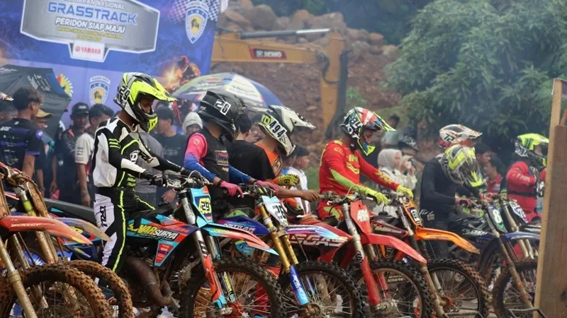 Kejuaraan Nasional (Kejurnas) Grasstrack Peridon Siap Maju Grand Final Regional 1A Sumatera 2026 di Sirkuit Peridon Siap Maju, Sabtu (11/7/2026). (Foto: Pemkab Pasbar)