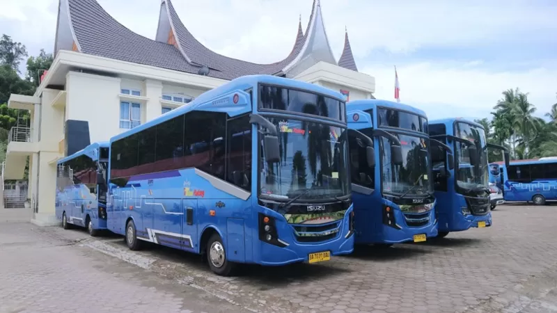Penyesuaian rute Koridor 2 dan Koridor 4 untuk mendukung akses masyarakat menuju kegiatan Open Ship Kapal Teluk Kendari di Pelabuhan Teluk Bayur pada Hari Jadi Ko Kamis (6/8/2026) siang. (Dok. Perumda PSM)