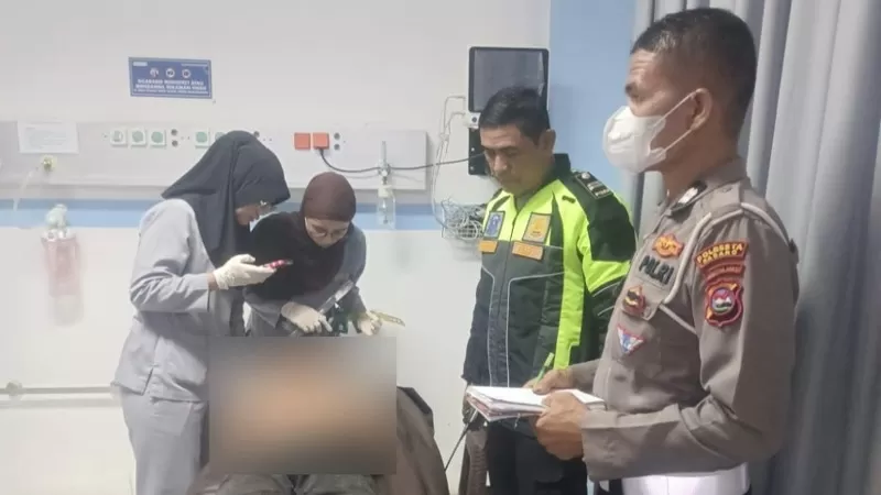 Kecelakaan lalu lintas melibatkan dua motor di Jalan Diponegoro, depan Bank Mandiri, Kelurahan Belakang Tangsi, Kecamatan Padang Barat, Kota Padang, Sabtu (29/8/2026) malam. Peristiwa yang terjadi sekitar pukul 18.45 WIB tersebut melibatkan tiga pelajar berusia 16 tahun yang kemudian dibawa ke RS M Djamil Padang untuk mendapatkan penanganan medis. (Dok. Unit Gakkum Satlantas Polresta Padang)