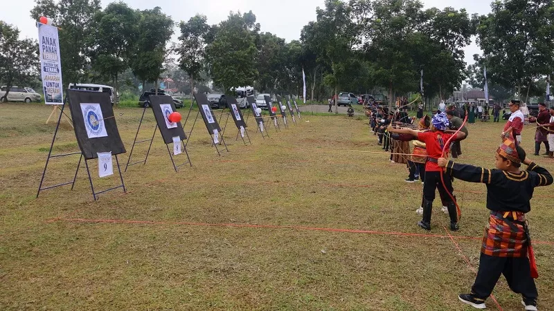 Festival Archery Merdeka 2026 digelar di Lapangan Kampus Universitas Andalas (Unand) Payakumbuh pada Sabtu (22/8/2026). (Foto: Pemko Payakumbuh)