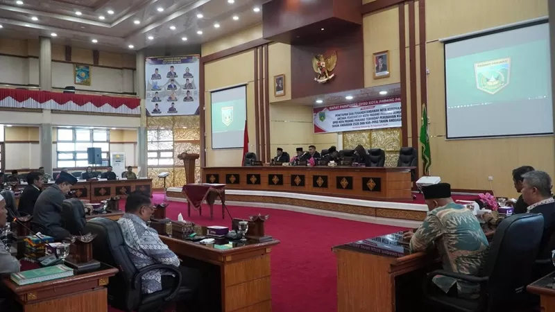 Rapat Paripurna DPRD Kota Padang Panjang yang berlangsung di Ruang Sidang DPRD, Sabtu (15/8/2026). (Foto: Pemko Padang Panjang)