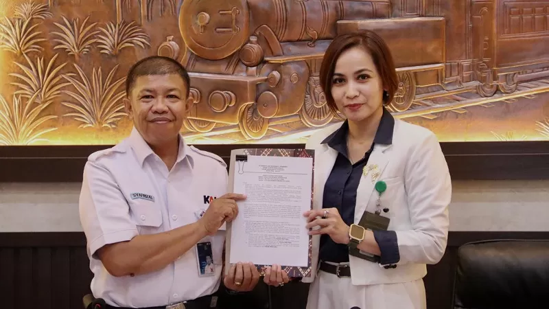 KAI Divre II Sumbar menggelar penandatanganan PKS dengan RSU Bunda Padang sekaligus penyuluhan kesehatan mengenai stroke di Ruang Rapat Buya Hamka, Senin (31/8/2026) siang. (Dok. KAI)