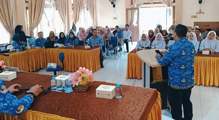 Sosialisasi Perpanjangan Kontrak dan Instrumen Evaluasi Kinerja PPPK Paruh Waktu di Aula Josrizal Zain, Balai Kota Payakumbuh, Jumat (18/9/2026). (Foto: Pemko Payakumbuh)
