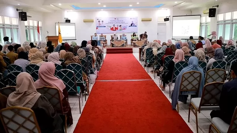  Pelatihan Literasi AI Program AI Ready ASEAN yang digelar di Aula Kantor Bupati Tanah Datar, Sabtu (19/9/2026). (Foto: Pemkab Tanah Datar