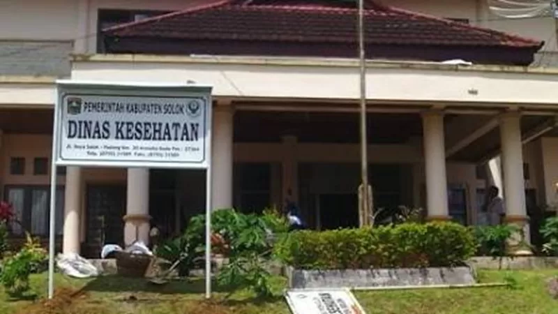 Proses perebutan kursi Kepala Dinas Kesehatan Kabupaten Solok memasuki tahap baru. Sebanyak delapan pelamar dinyatakan lolos seleksi administrasi dan berhak melanjutkan ke rangkaian seleksi berikutnya. (Foto: Dinkes Solok)