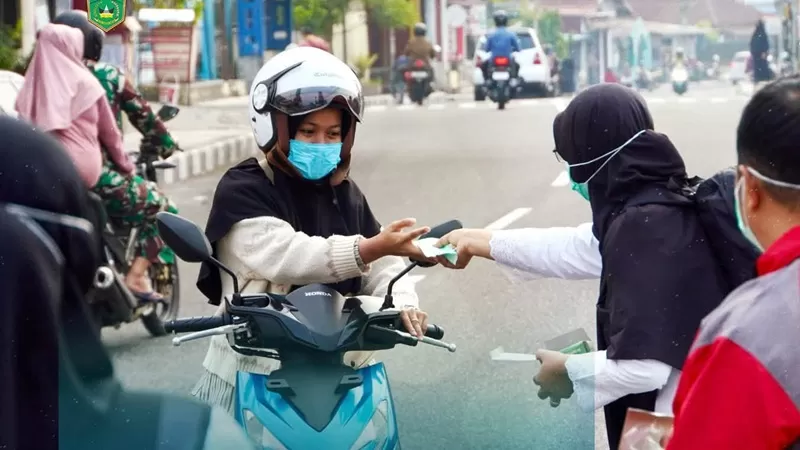 Pemerintah Kota Padang Panjang mengubah pola kegiatan belajar di sejumlah satuan pendidikan menyusul kondisi kualitas udara yang berfluktuasi hingga masuk kategori tidak sehat. Kebijakan tersebut berlaku mulai Senin hingga Rabu, 14-16 September 2026. (Foto: Pemko Padang Panjang)