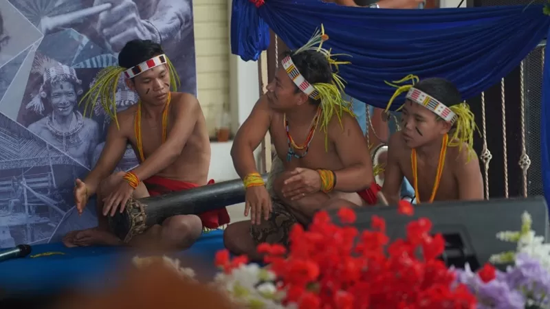 PT Angkasa Pura Indonesia Kantor Cabang Bandara Internasional Minangkabau (BIM) menggelar Mentawai Surf and Soul pada Rabu (14/10/2026) untuk memperkenalkan potensi wisata, budaya, dan produk lokal Kepulauan Mentawai. Kegiatan ini melibatkan 25 pelaku UMKM. (Dok. BIM)