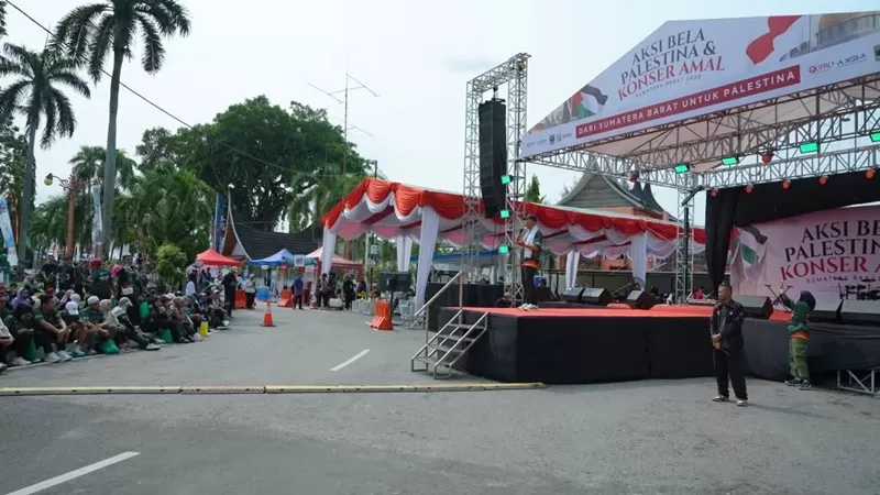 Aksi Bela Palestina yang digelar di halaman Kantor Gubernur Sumbar, Minggu (4/10/2026). (Foto: Pemprov Sumbar)