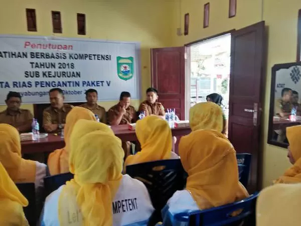 Disnaker Madina Buka Pelatihan Berbasis Kompetensi - Sumut Pos