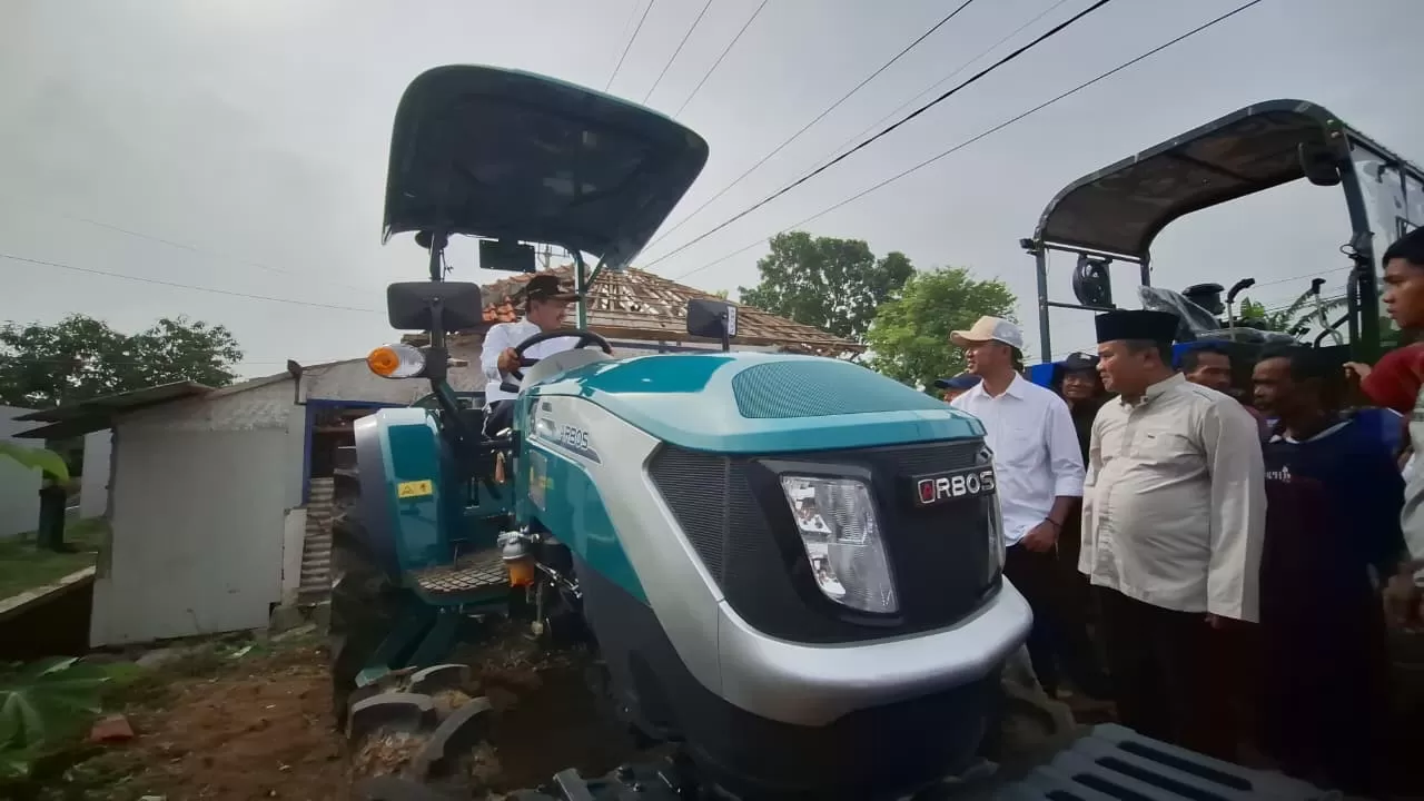 Bantuan Alsintan untuk Ujungjaya