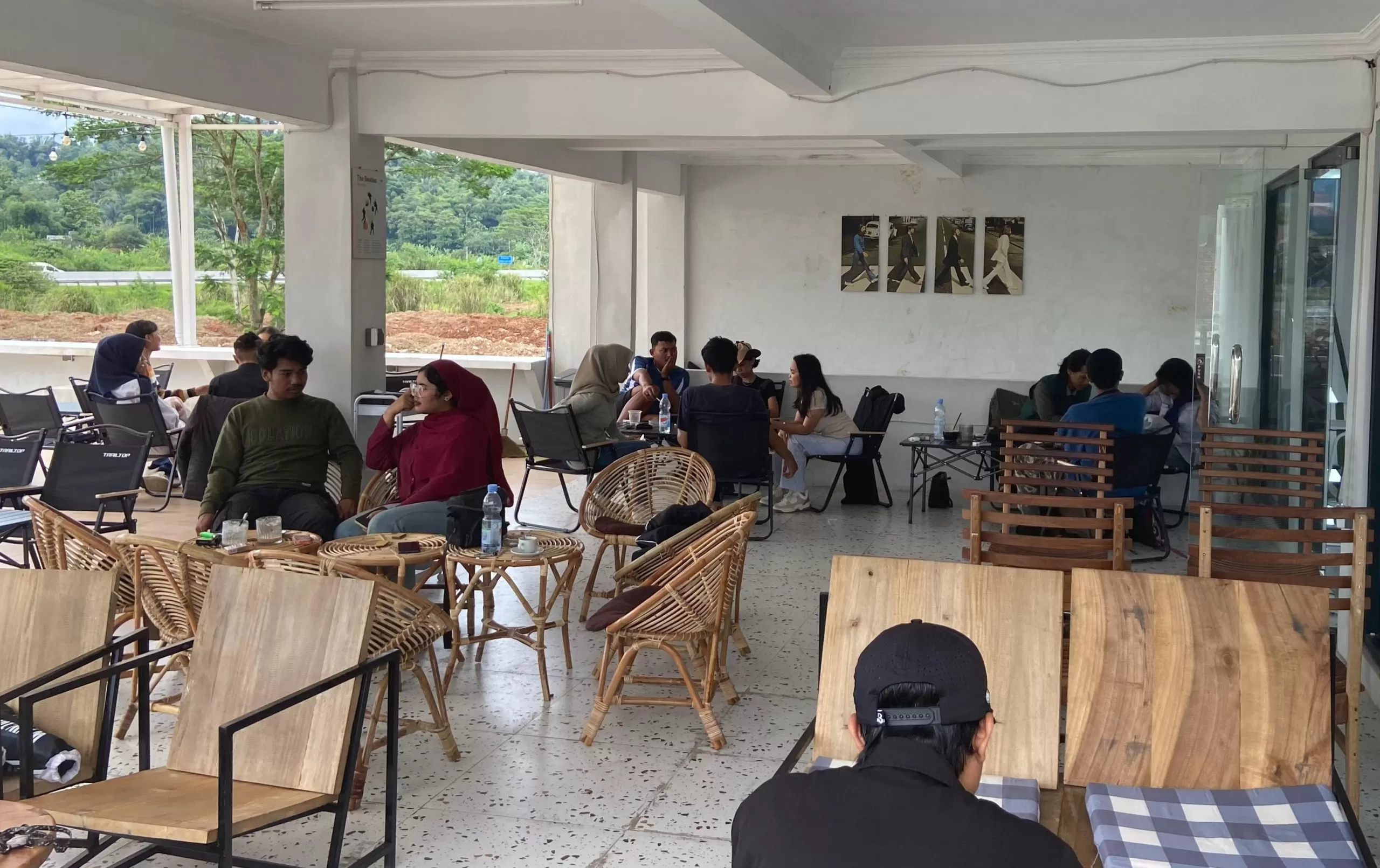Hiek House Kopi, Tempat Nongkrong dan Ngopi Anak Muda di Lantai 2 Pusat Oleh-oleh Sumedang (Foto : Istimewa) 