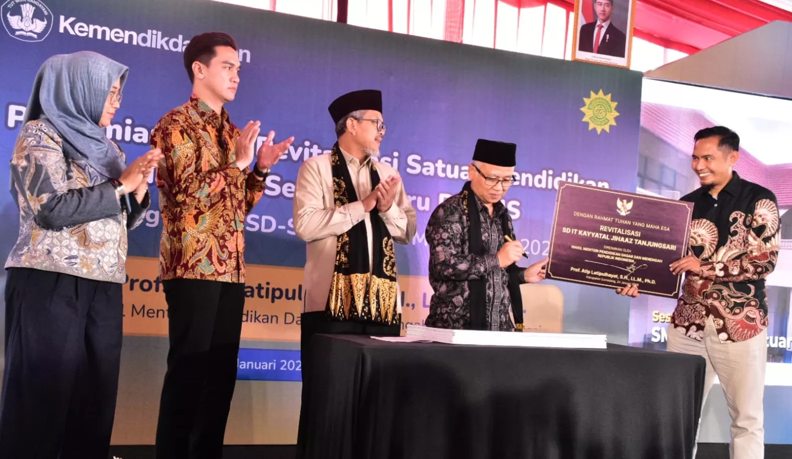 Wamen Dikdasmen Resmikan Revitalisasi Sekolah dan USB Persis di Sumedang (Foto : Istimewa) 
