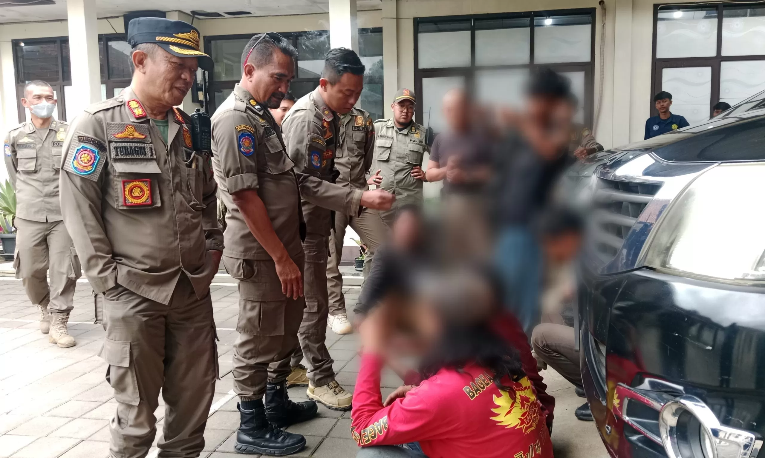 6 Anak Jalanan saat Diamankan di Kantor Satpol PP Sumedang (Foto : Istimewa) 