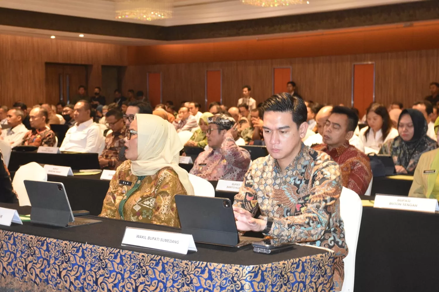 Wabup Fajar Aldila saat ikuti rapat, ist