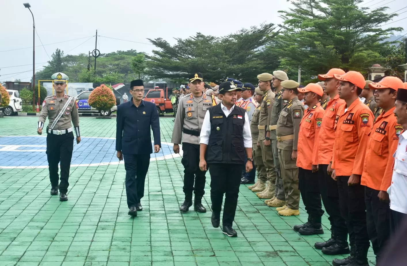 Potret Bupati Sumedang, Kapolres Sumedang lakukan pengecekan personel Ops Ketupat 2026. ist