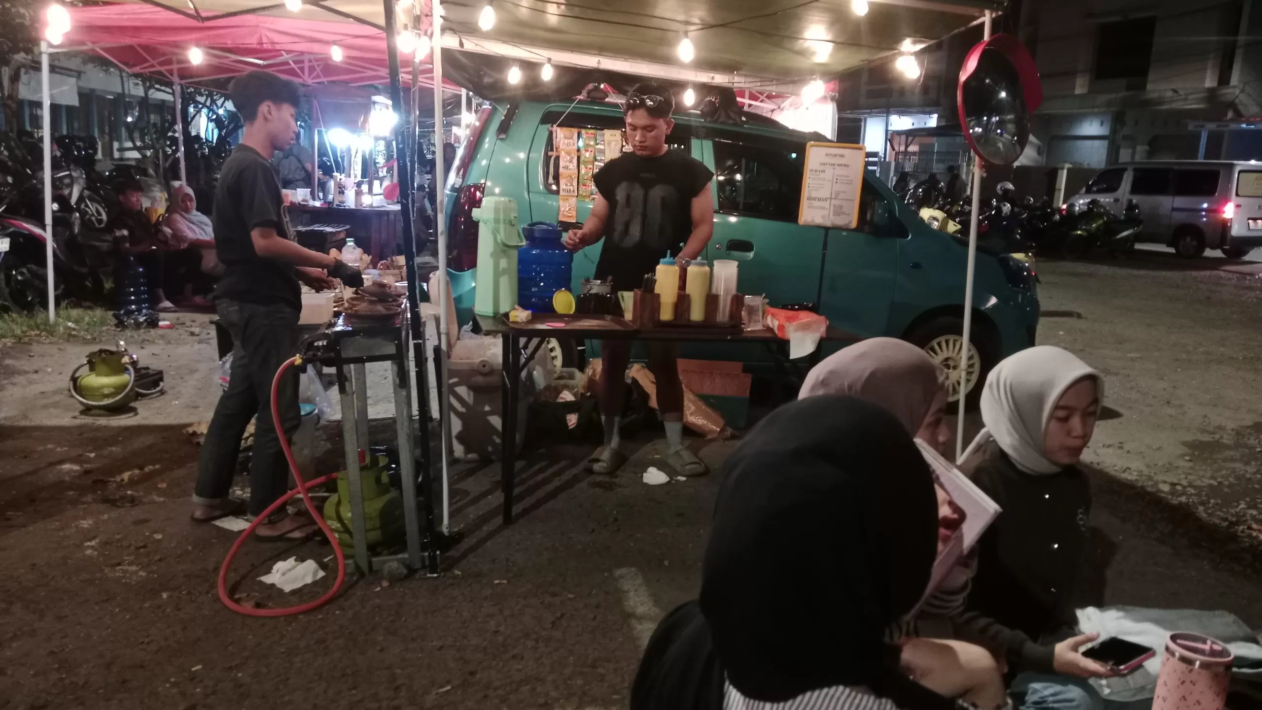Street Kopi Nuansa Kearifan Lokal yang Dibangun Gen Z Asal Sumedang 'Nyurabi Space' (Foto : Istimewa) 