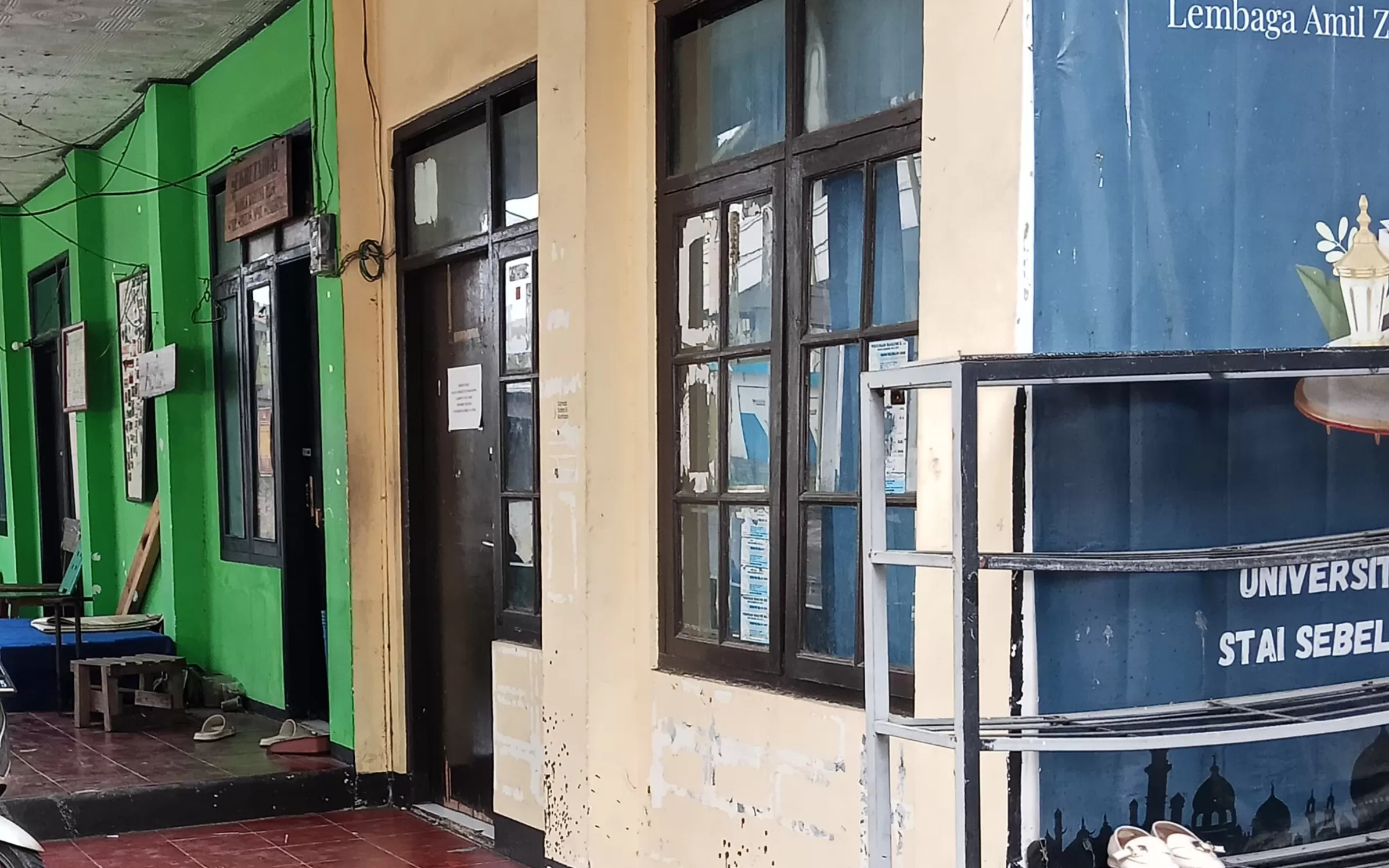 Tampak Depan Samping Sekretariat BEM Universitas Sebelas April Sumedang (Foto : Istimewa) 