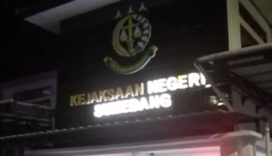 Tampak Depan Kantor Kejaksaan Negeri Sumedang (Foto : Istimewa) 