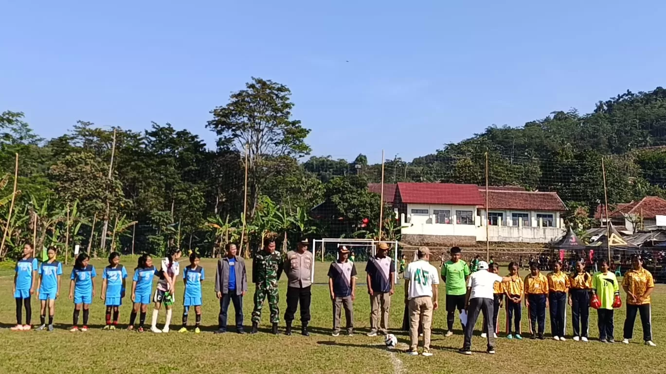 Pembukaan Thursina Cup di Tanjungmedar. (Foto : Istimewa)