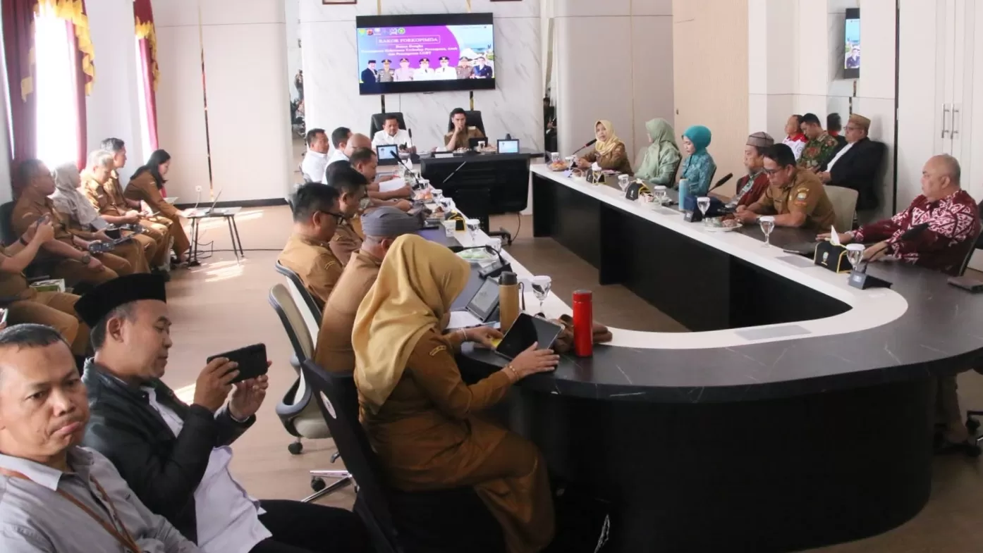 Suasana saat Forkopimda gelar rakor lintas sektor pembahasan LGBT. (Foto : Istimewa)
