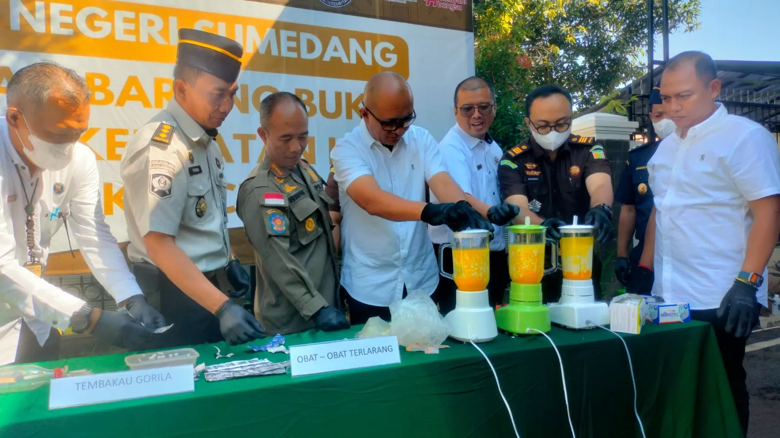 Pemusnahan barang bukti rokok ilegal narkotika dari sejumlah perkara pidana yang telah berkekuatan hukum tetap atau inkrah selama periode Maret hingga Mei 2026 (Foto : Istimewa) 
