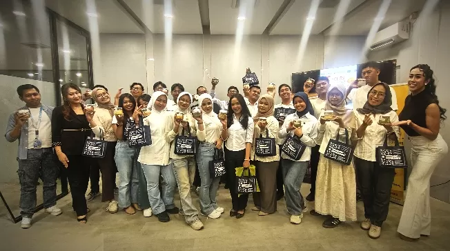 Foto bersama, selepas penutupan pelatihan DS Speaking. Sabtu (27/06/2026). (Foto: Dedis) 