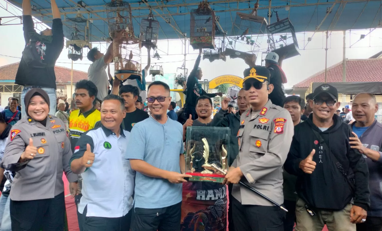 Kontes Burung Kapolres Sumedang Cup yang digelar Polres Sumedang dalam rangka memperingati HUT Bhayangkara ke-80 (Foto : Istimewa) 